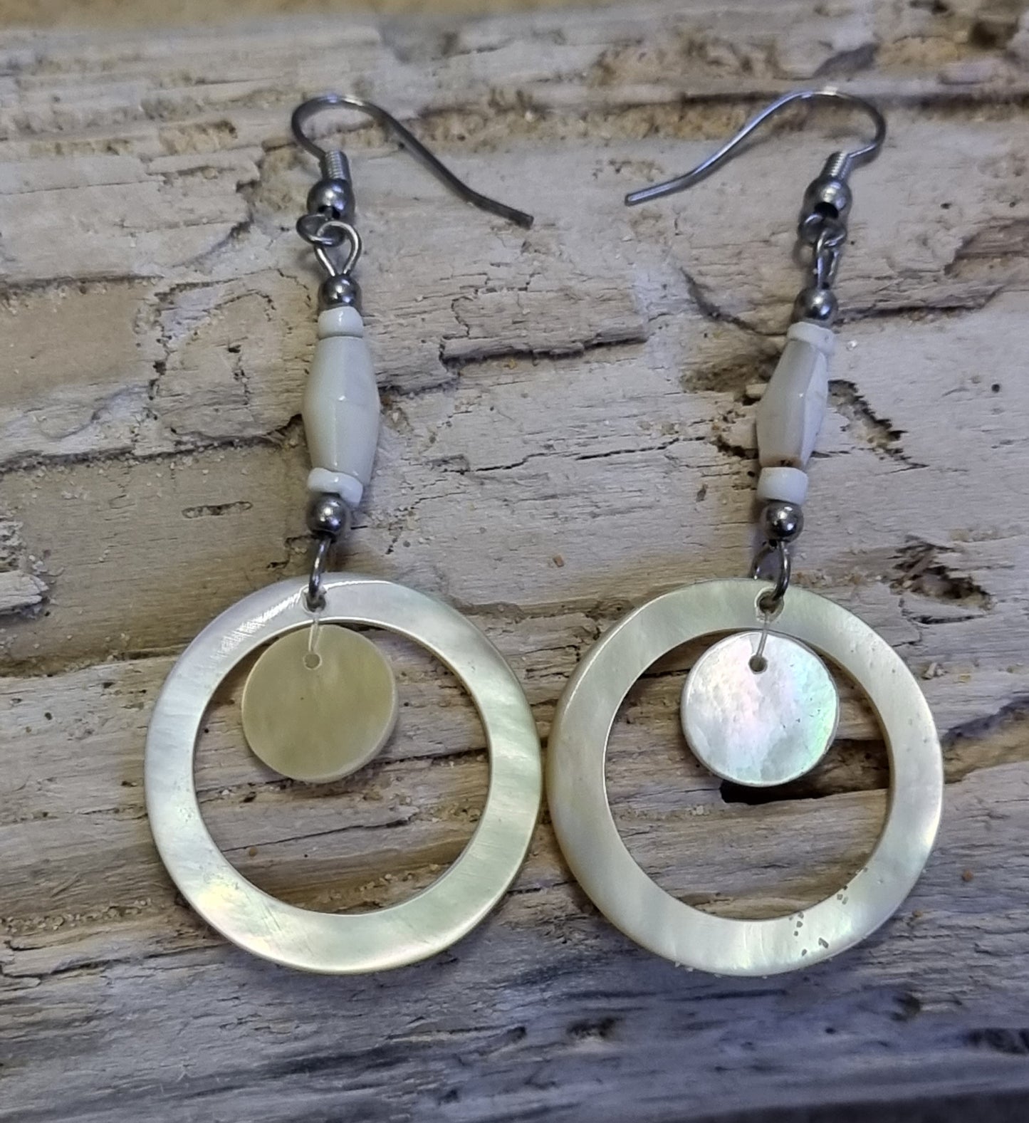 Earring Shell Dangling Circles 52